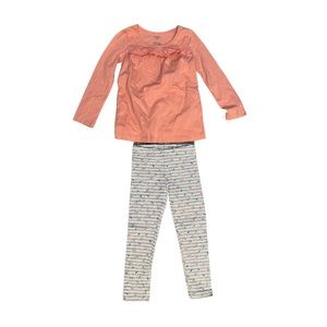 Carter's Kid Two-Piece Girl's Set - Size 4